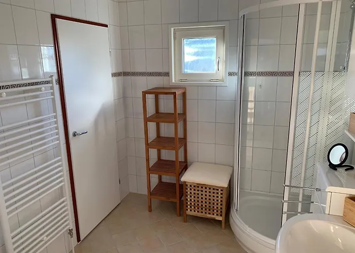 On The Recreational * Lathum